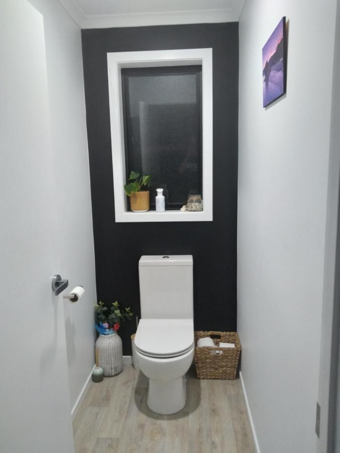 Hall Street Haven Te Awamutu Bagian luar foto